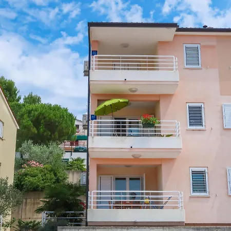 Apartment Egle - Rac163 By Interhome *