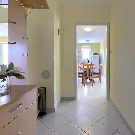 Apartment Egle - Rac163 By Interhome
