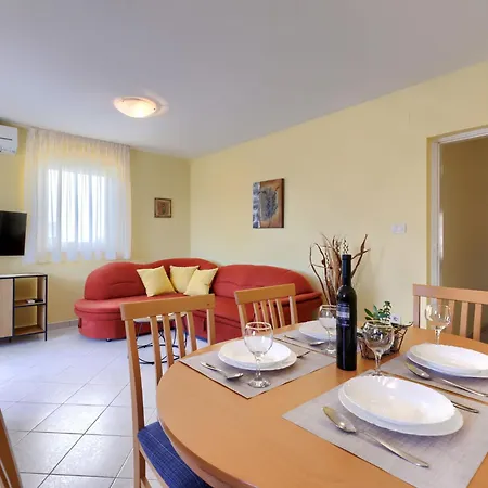 Apartment Egle - Rac163 By Interhome *